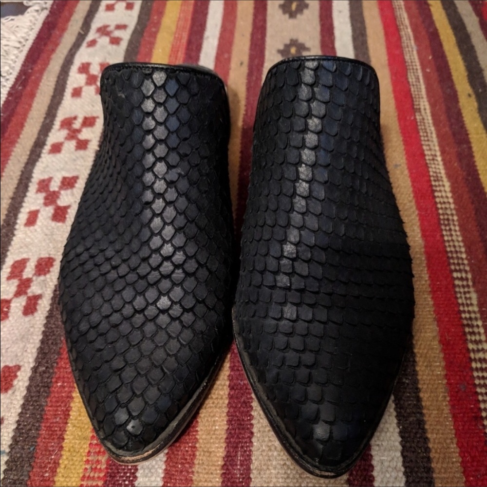 Mules size 8 reposh